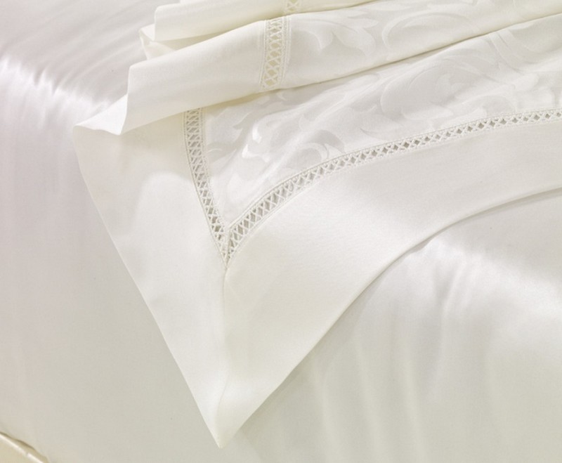 Комплект шелковый Luxe Dream Монпелье 0616 Em белый жемчужный жаккард Евро-макси