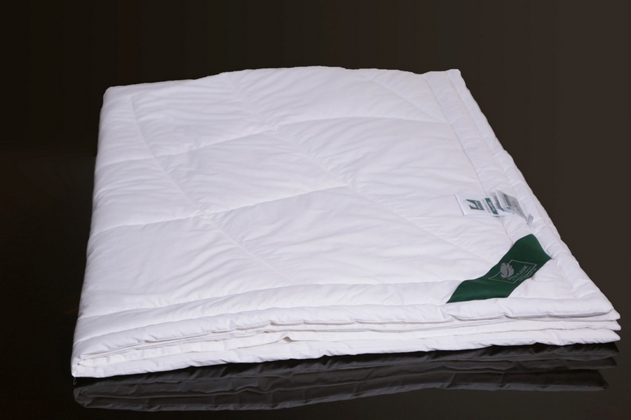 картинка Одеяло Anna Flaum Merino шерстяное легкое 150x200 